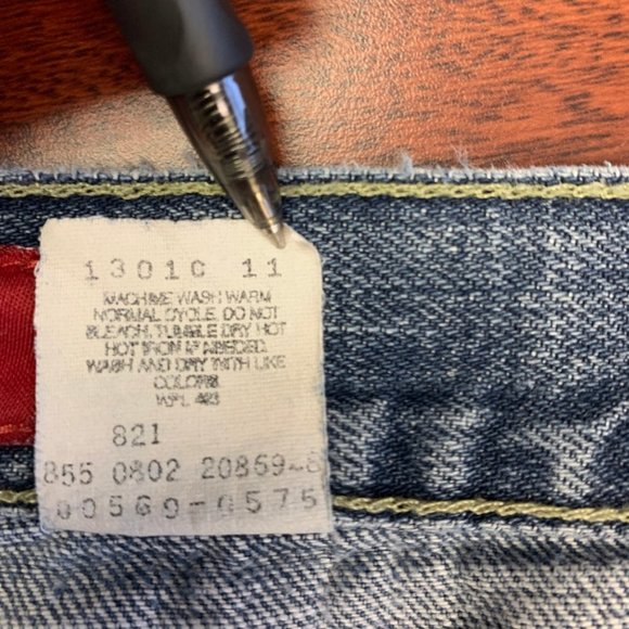 Men's VTG 569 Levi's Loose Straight High Rise Jean - Picture 8 of 9